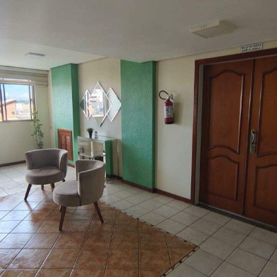 Apartamento com 57m², 2 quartos, 1 garagem, no bairro Barreiros em São José