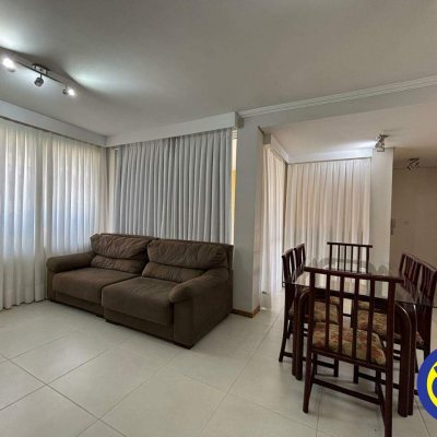 Casa com 152m², 3 quartos, 2 suítes, 2 garagens, no bairro Cachoeira do Bom Jesus em Florianópolis