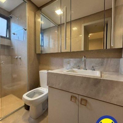 Apartamento com 258m², 3 quartos, 1 suíte, 1 garagem, no bairro Centro em Florianópolis