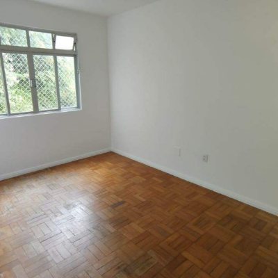 Apartamento com 40m², 1 quarto, 1 garagem, no bairro Coqueiros em Florianópolis