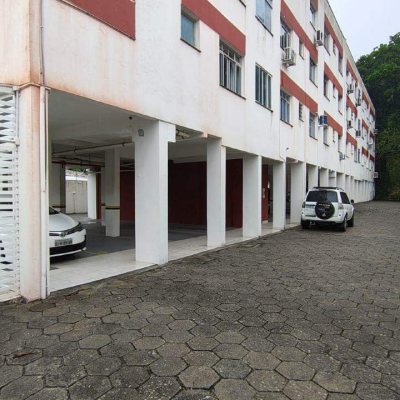 Apartamento com 40m², 1 quarto, 1 garagem, no bairro Coqueiros em Florianópolis