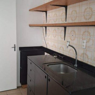 Apartamento com 40m², 1 quarto, 1 garagem, no bairro Coqueiros em Florianópolis