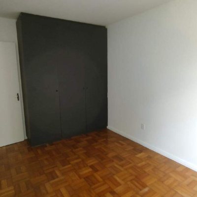 Apartamento com 40m², 1 quarto, 1 garagem, no bairro Coqueiros em Florianópolis