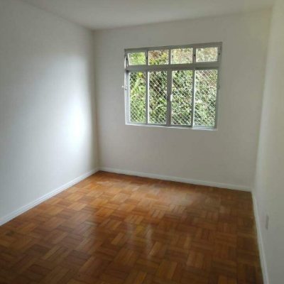 Apartamento com 40m², 1 quarto, 1 garagem, no bairro Coqueiros em Florianópolis