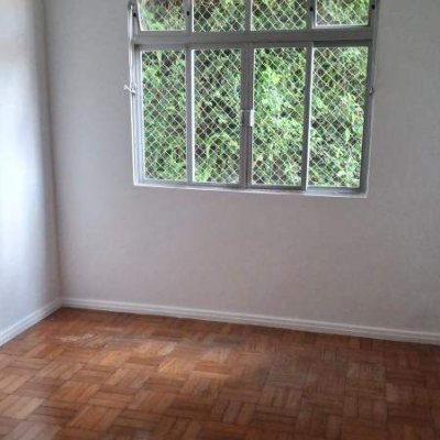 Apartamento com 40m², 1 quarto, 1 garagem, no bairro Coqueiros em Florianópolis