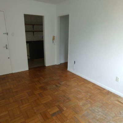 Apartamento com 40m², 1 quarto, 1 garagem, no bairro Coqueiros em Florianópolis