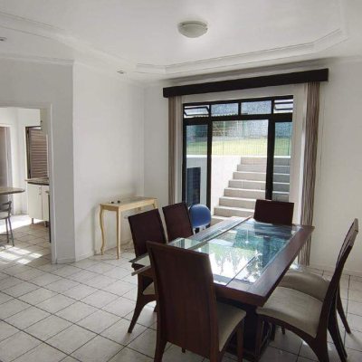 Casa com 220m², 4 quartos, 1 suíte, 3 garagens, no bairro Jardim Cidade de Florianópolis em São José