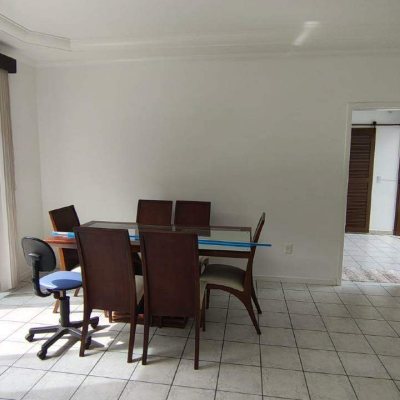 Casa com 220m², 4 quartos, 1 suíte, 3 garagens, no bairro Jardim Cidade de Florianópolis em São José