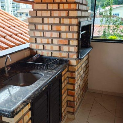 Casa com 220m², 4 quartos, 1 suíte, 3 garagens, no bairro Jardim Cidade de Florianópolis em São José