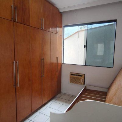 Casa com 220m², 4 quartos, 1 suíte, 3 garagens, no bairro Jardim Cidade de Florianópolis em São José