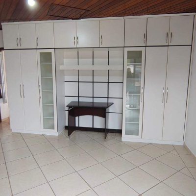 Casa com 220m², 4 quartos, 1 suíte, 3 garagens, no bairro Jardim Cidade de Florianópolis em São José