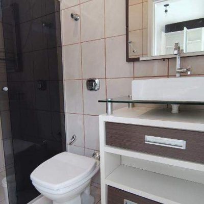 Casa com 220m², 4 quartos, 1 suíte, 3 garagens, no bairro Jardim Cidade de Florianópolis em São José