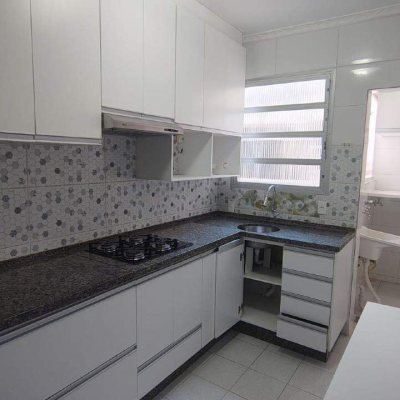 Apartamento com 55m², 2 quartos, 1 garagem, no bairro Kobrasol em São José