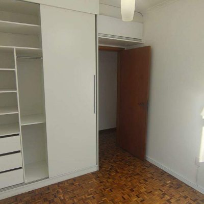 Apartamento com 55m², 2 quartos, 1 garagem, no bairro Kobrasol em São José