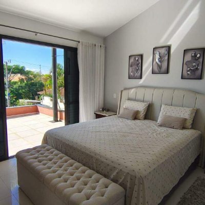 Casa com 210m², 3 quartos, 1 suíte, 2 garagens, no bairro Pedra Branca em Palhoça