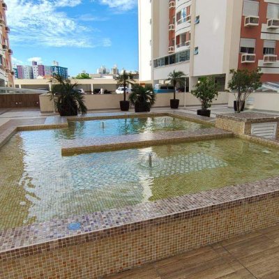 Apartamento com 82m², 3 quartos (sendo 1 suíte), 1 garagem, no bairro Barreiros em São José