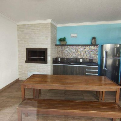 Apartamento com 82m², 3 quartos (sendo 1 suíte), 1 garagem, no bairro Barreiros em São José