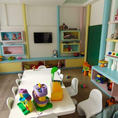 Apartamento com 82m², 3 quartos (sendo 1 suíte), 1 garagem, no bairro Barreiros em São José