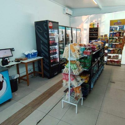 Apartamento com 82m², 3 quartos (sendo 1 suíte), 1 garagem, no bairro Barreiros em São José