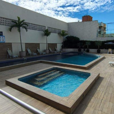 Apartamento com 82m², 3 quartos (sendo 1 suíte), 1 garagem, no bairro Barreiros em São José