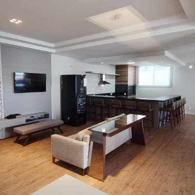 Apartamento com 82m², 3 quartos (sendo 1 suíte), 1 garagem, no bairro Barreiros em São José