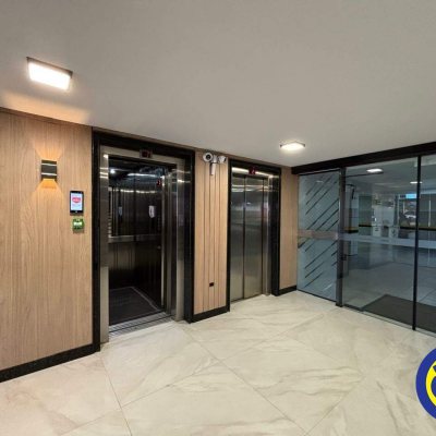 Salas/Conjuntos com 38m², no bairro Centro em Florianópolis