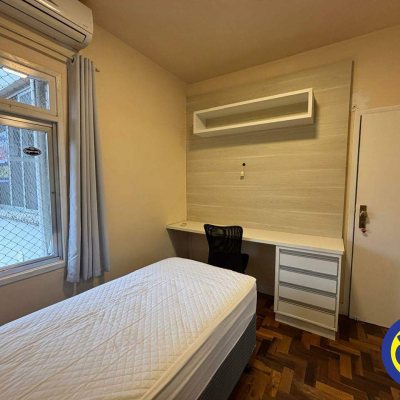 Apartamento com 106m², 3 quartos, 1 garagem, no bairro Centro em Florianópolis