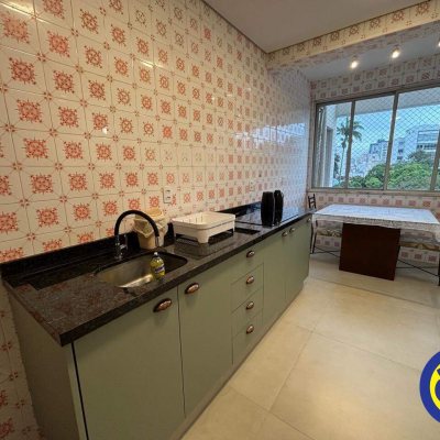 Apartamento com 106m², 3 quartos, 1 garagem, no bairro Centro em Florianópolis
