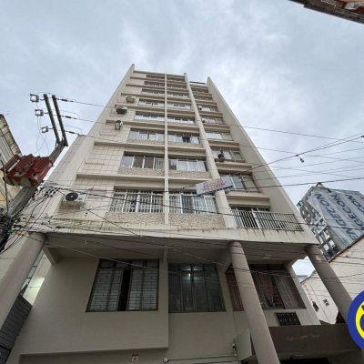 Apartamento com 106m², 3 quartos, 1 garagem, no bairro Centro em Florianópolis