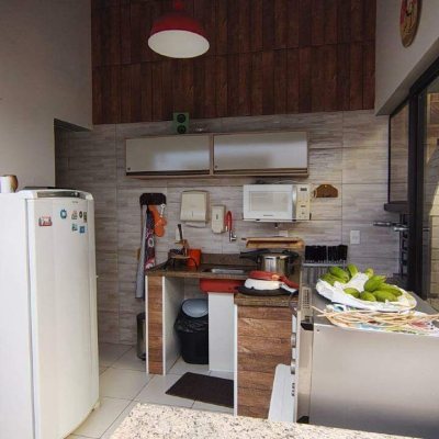 Casa com 160m², 3 quartos (sendo 1 suíte), 3 garagens, no bairro Bela Vista em São José