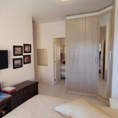 Casa com 160m², 3 quartos (sendo 1 suíte), 3 garagens, no bairro Bela Vista em São José