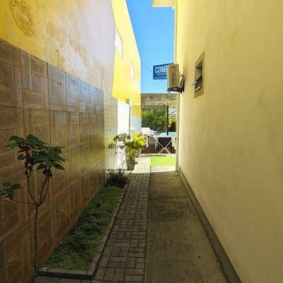 Casa com 160m², 3 quartos (sendo 1 suíte), 3 garagens, no bairro Bela Vista em São José