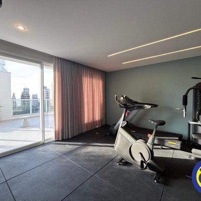 Apartamento com 67m², 2 quartos (sendo 1 suíte), 1 garagem, no bairro Agronômica em Florianópolis