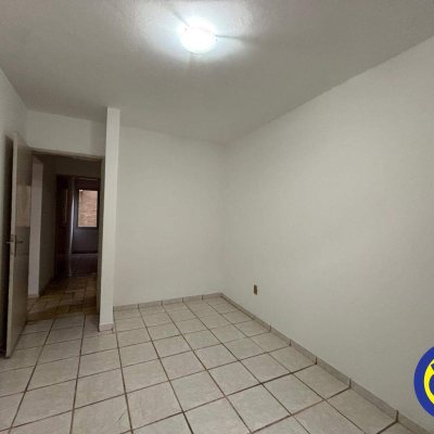 Apartamento com 64m², 2 quartos, 1 garagem, no bairro Carvoeira em Florianópolis