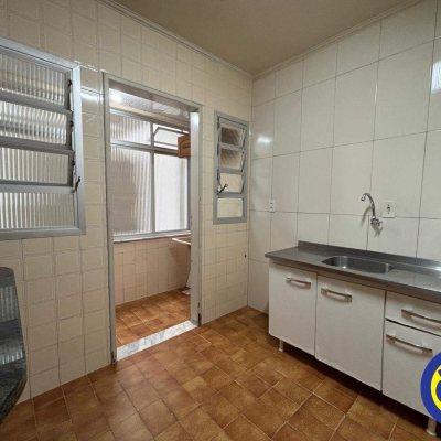 Apartamento com 64m², 2 quartos, 1 garagem, no bairro Carvoeira em Florianópolis
