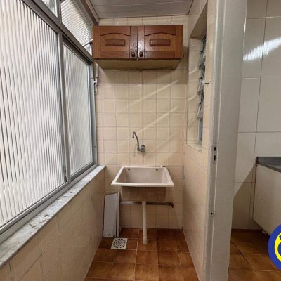 Apartamento com 64m², 2 quartos, 1 garagem, no bairro Carvoeira em Florianópolis