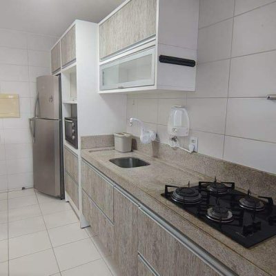 Apartamento com 66m², 2 quartos (sendo 1 suíte), 1 garagem, no bairro Nossa Senhora do Rosário em São José