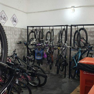 Apartamento com 66m², 2 quartos (sendo 1 suíte), 1 garagem, no bairro Nossa Senhora do Rosário em São José