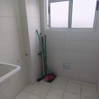 Apartamento com 66m², 2 quartos (sendo 1 suíte), 1 garagem, no bairro Nossa Senhora do Rosário em São José