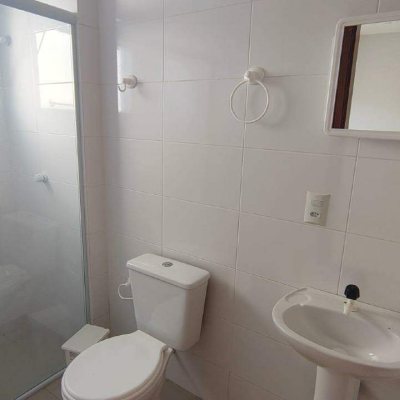 Apartamento com 59m², 2 quartos (sendo 1 suíte), no bairro Guarda do Cubatão em Palhoça