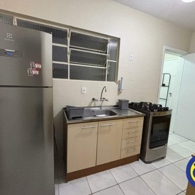 Apartamento com 57m², 1 quarto, no bairro Centro em Florianópolis