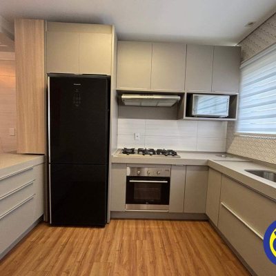 Apartamento com 109m², 3 quartos (sendo 2 suítes), 1 garagem, no bairro Centro em Florianópolis