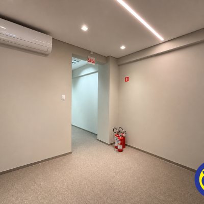 Sala com 84m², 1 garagem, no bairro Centro em Florianópolis
