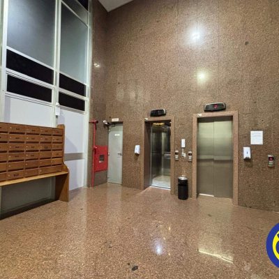 Sala com 86m², no bairro Centro em Florianópolis