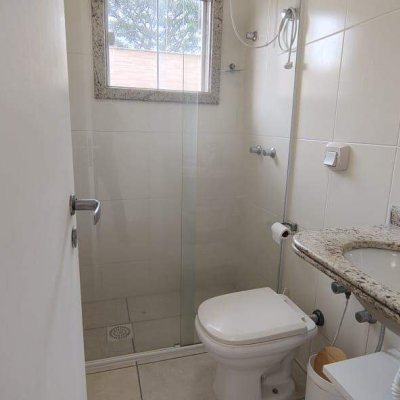 Casa com 392m², 3 quartos (sendo 1 suíte), 1 garagem, no bairro Pedra Branca em Palhoça
