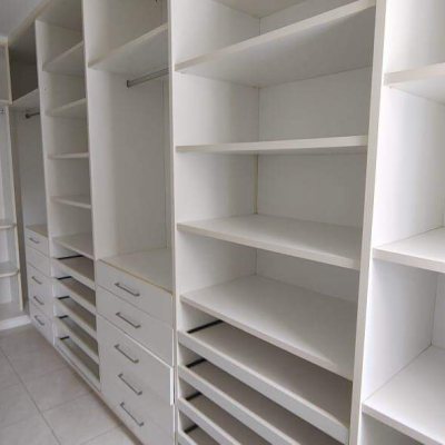 Casa com 392m², 3 quartos (sendo 1 suíte), 1 garagem, no bairro Pedra Branca em Palhoça