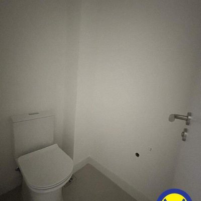 Apartamento com 135m², 2 quartos (sendo 2 suítes), 1 garagem, no bairro Centro em Florianópolis