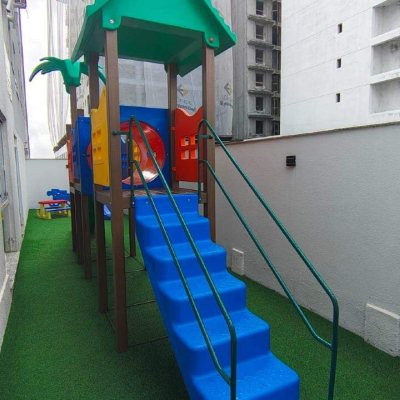 Apartamento com 65m², 2 quartos (sendo 1 suíte), 2 garagens, no bairro Pedra Branca em Palhoça