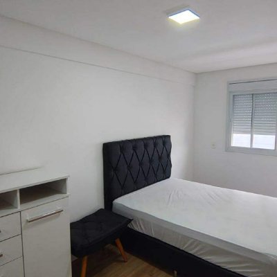 Apartamento com 65m², 2 quartos (sendo 1 suíte), 2 garagens, no bairro Pedra Branca em Palhoça