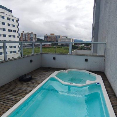 Apartamento com 65m², 2 quartos (sendo 1 suíte), 2 garagens, no bairro Pedra Branca em Palhoça